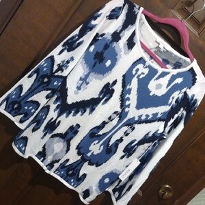 Chico's Navy and Cream Knit Top